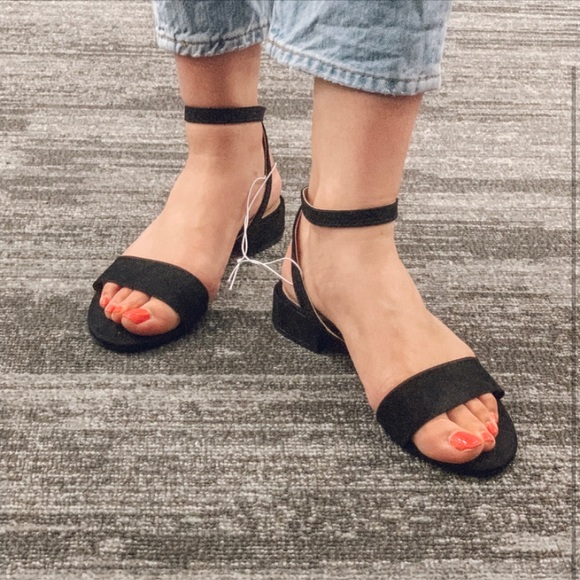 a new day Shoes - 🌸3/$20🌸Woman’s Winona Ankle Strap Sandals